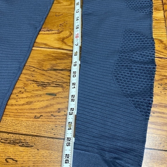 Zyia Activewear New/other Leggings Gray Seamless Perforated Womens Size Medium - Picture 8 of 11